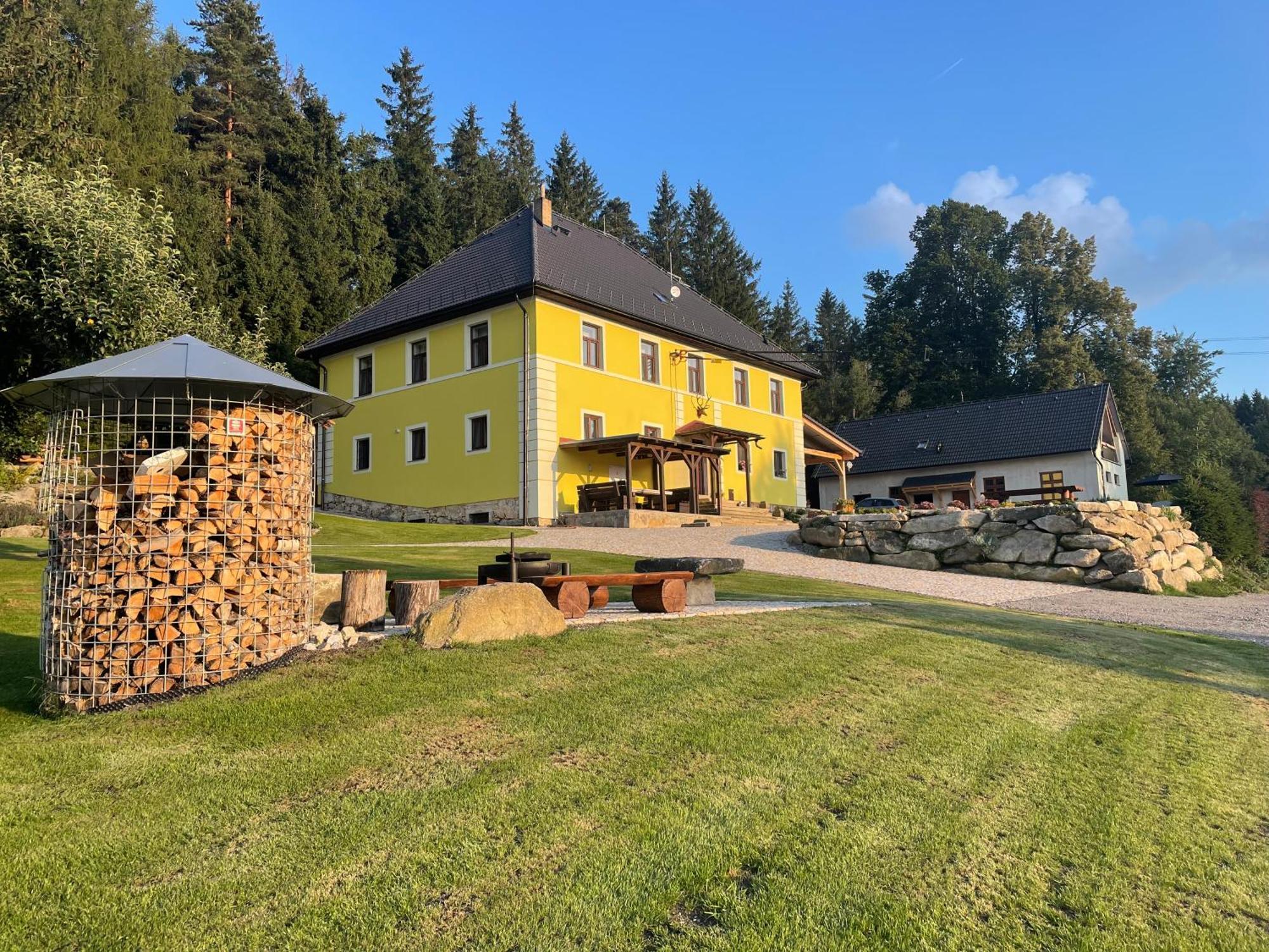 Apartmany Hajovna Lipno Loučovice Eksteriør bilde